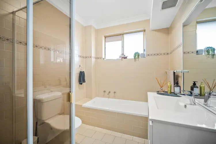 Fifth view of Homely unit listing, 15/194-198 Willarong Road, Caringbah NSW 2229