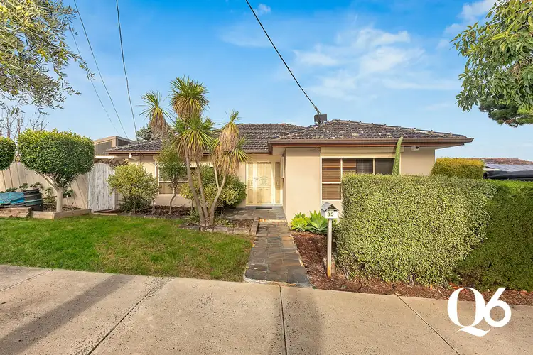 35 Riviera Road, Avondale Heights VIC 3034