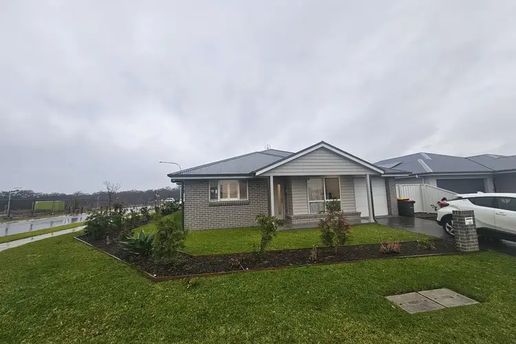 22 Casa Circuit, South Nowra NSW 2541