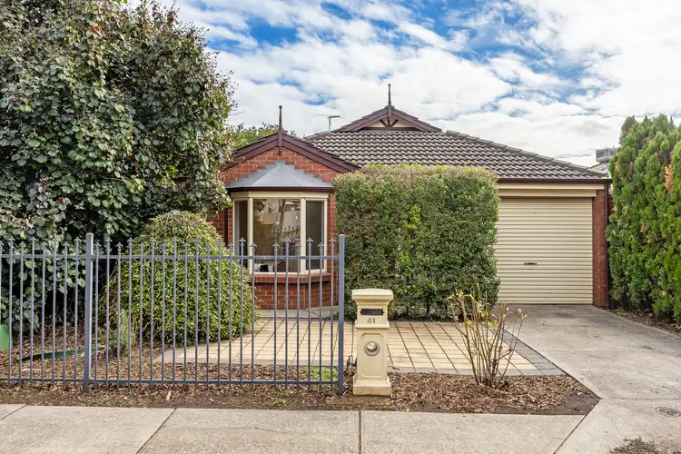 41 McInerney Avenue, Mitchell Park SA 5043
