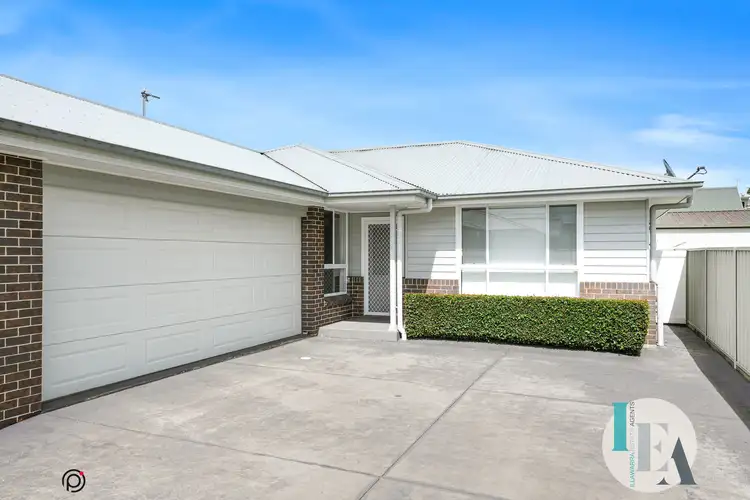 2/139 Central Avenue, Oak Flats NSW 2529