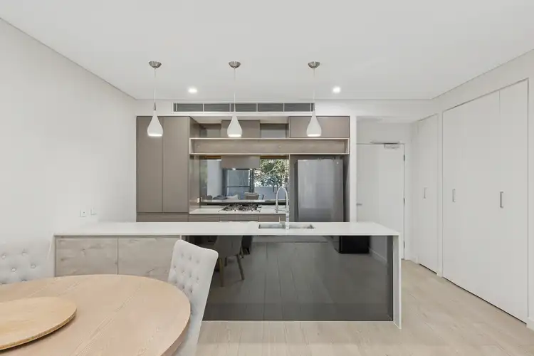 203/8 Kendall Street, Gosford NSW 2250