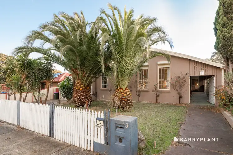 3 Corrigan Place, Mill Park VIC 3082