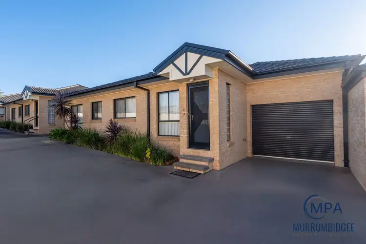 2/9 Wandoo Street, Leeton NSW 2705