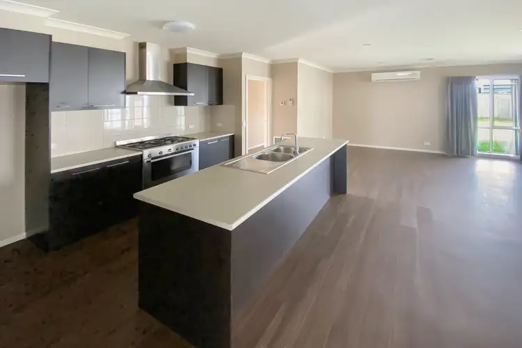 Second view of Homely house listing, 8 Goldwood Drive, Alfredton VIC 3350