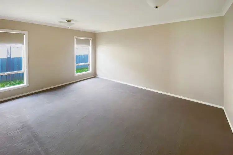 Sixth view of Homely house listing, 8 Goldwood Drive, Alfredton VIC 3350