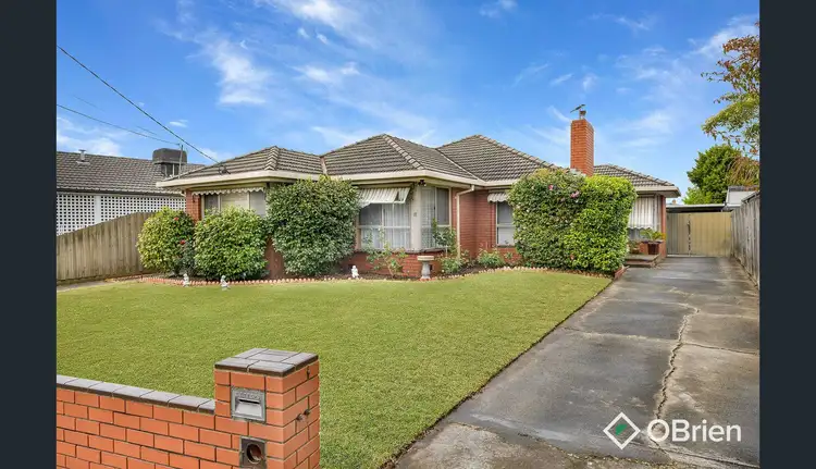 18 Torquay Avenue, Seaford VIC 3198