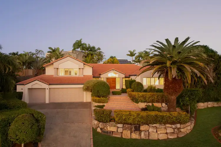 8 Williams Close
