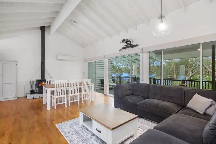 62 & 62A Lloyd Avenue, Chain Valley Bay NSW 2259