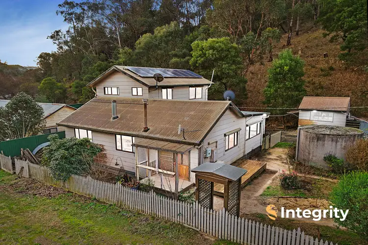 7 Long Gully Road, Flowerdale VIC 3717