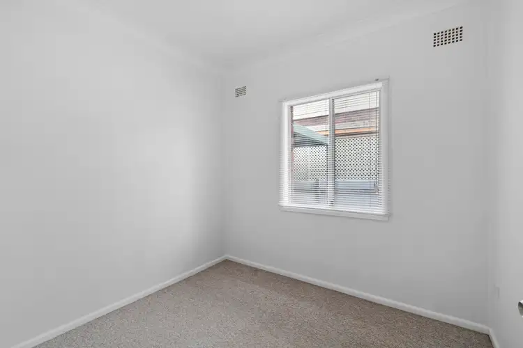 Fifth view of Homely semi-detached listing, 1/19 Booyong Street, West Wollongong NSW 2500
