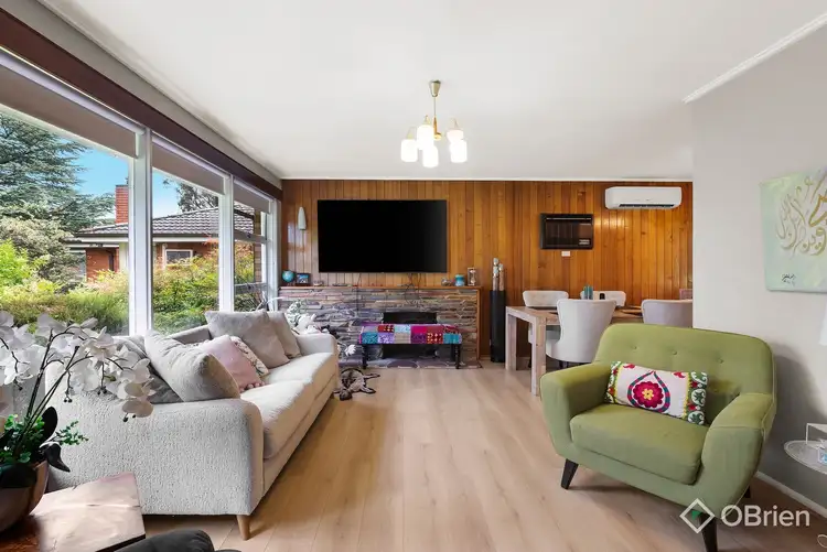 Second view of Homely house listing, 2 Holyrood Drive, Vermont VIC 3133
