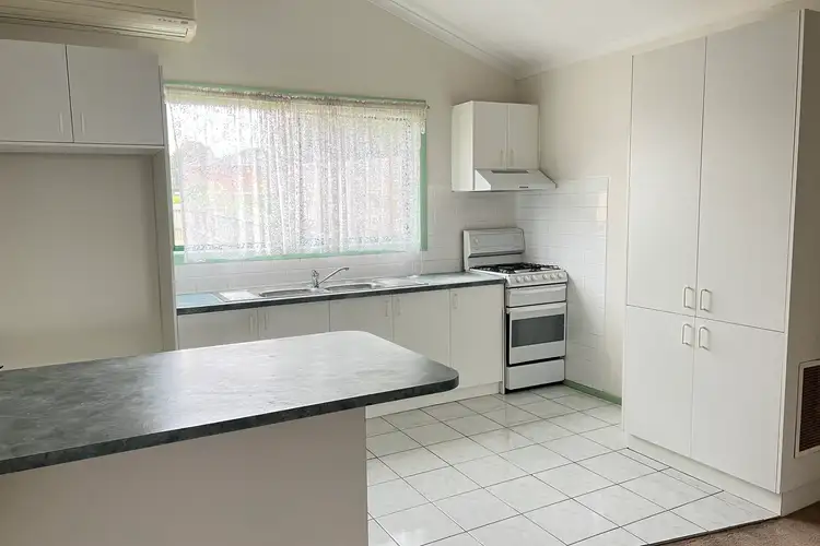 1/6 Winston Street, Lalor VIC 3075