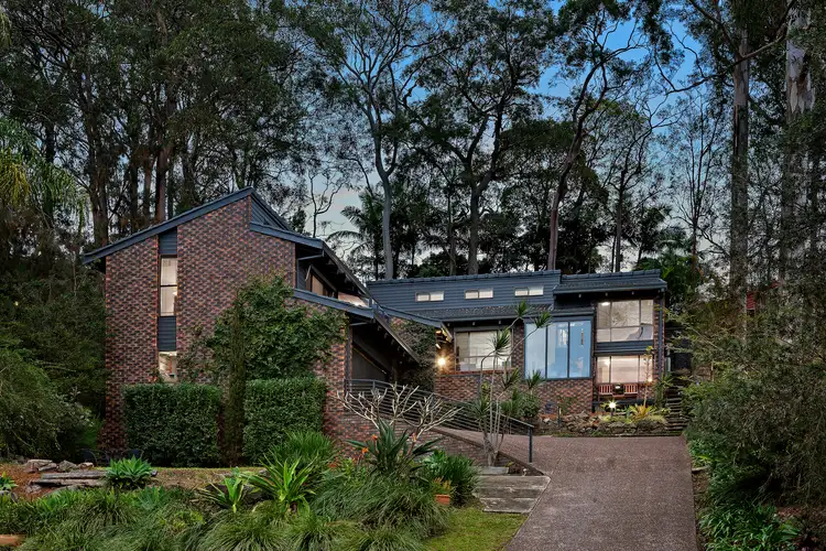 12 Leasingham Close, Eleebana NSW 2282