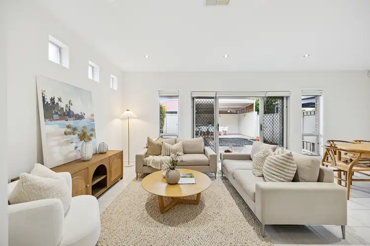 16B North Parade