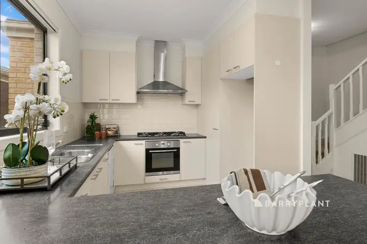 Sixth view of Homely house listing, 5a Pascuzzi Court, Hampton Park VIC 3976