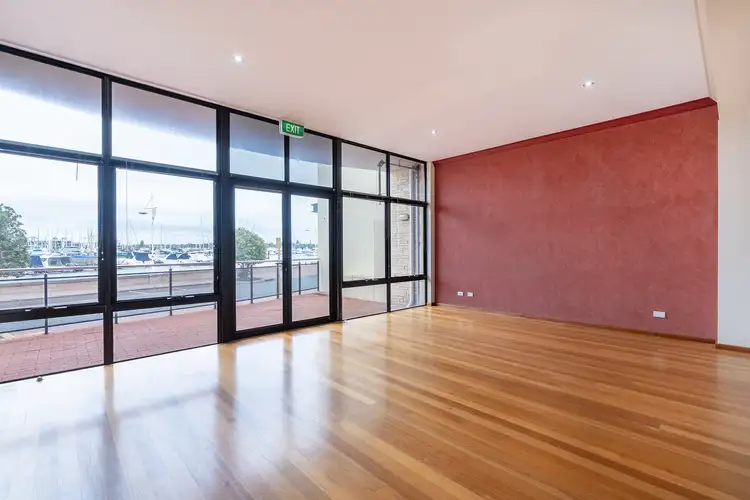 38A Spinnaker Quays, Mandurah WA 6210