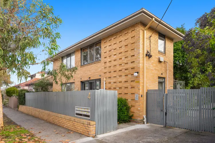 4/4 Poets Grove, Elwood VIC 3184