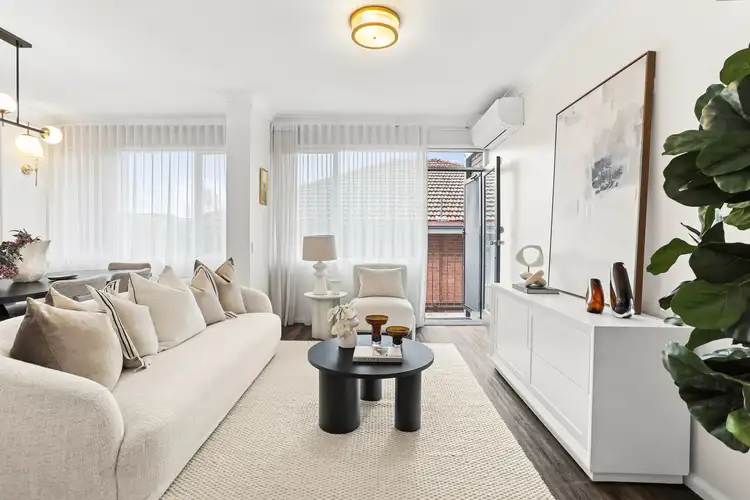 6/112 Edenholme Road