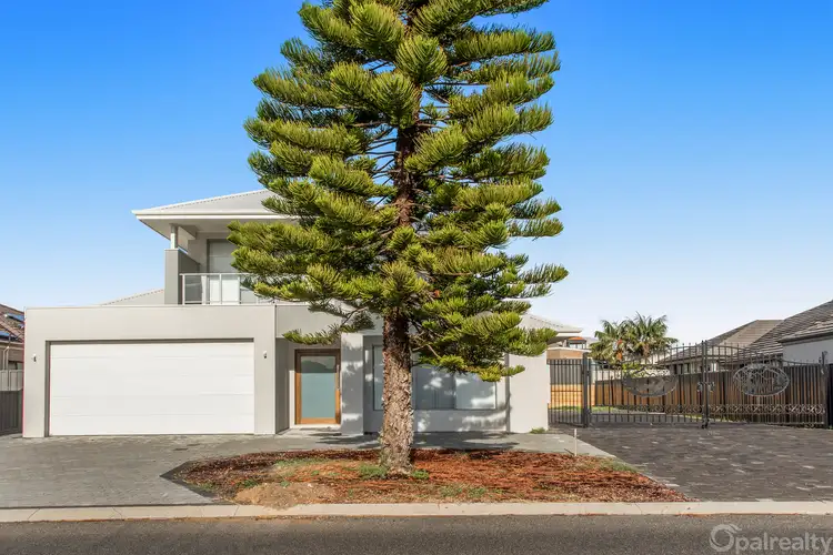 Main view of Homely house listing, 4 Bancoura Parkway, Secret Harbour WA 6173