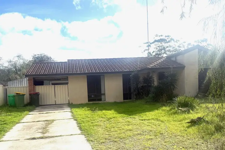 1 Plowers Place, Withers WA 6230