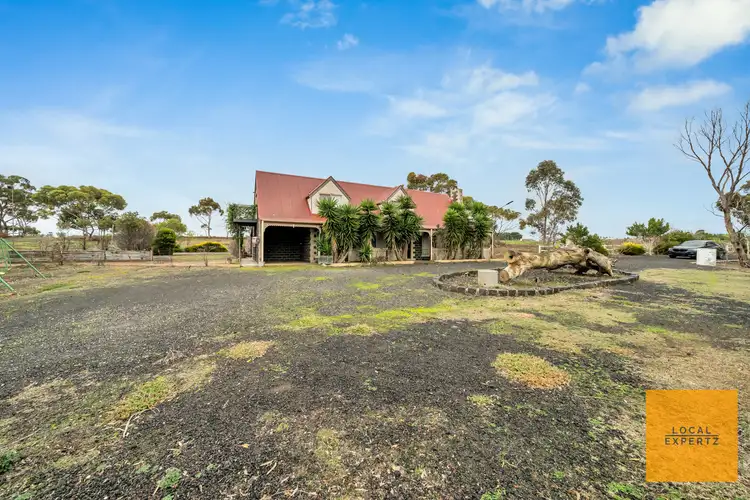 2 Shamrock Place, Melton West VIC 3337