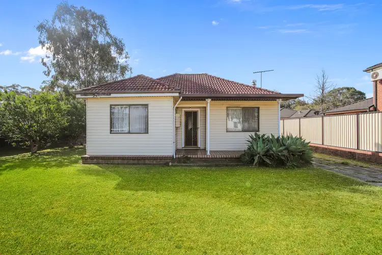 135 Toongabbie Road, Toongabbie NSW 2146