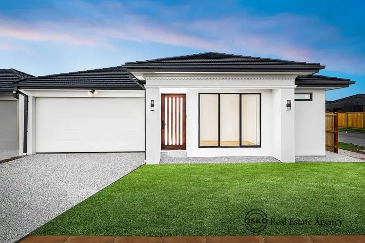 8 Dolcetto Way, Fraser Rise VIC 3336