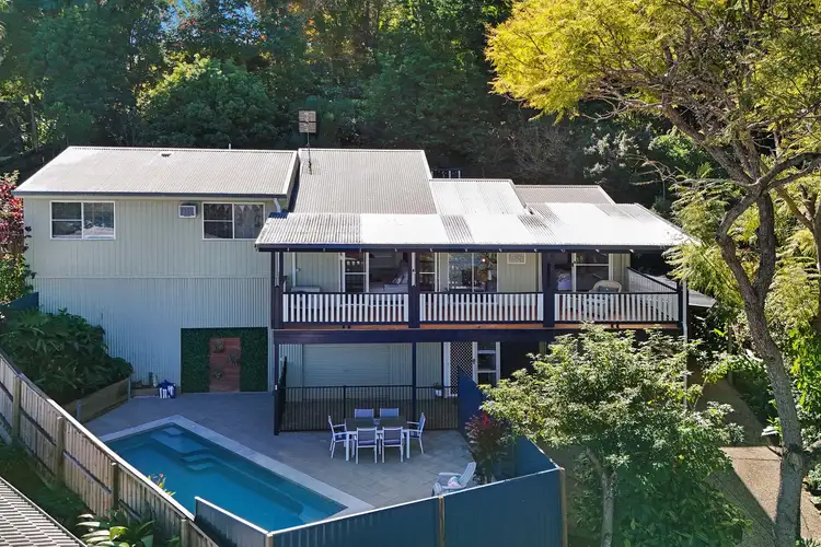 17 Muirfield Crescent, Nambour QLD 4560