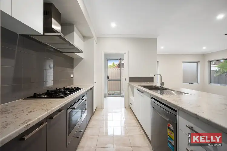 3/106 Arlunya Avenue, Cloverdale WA 6105