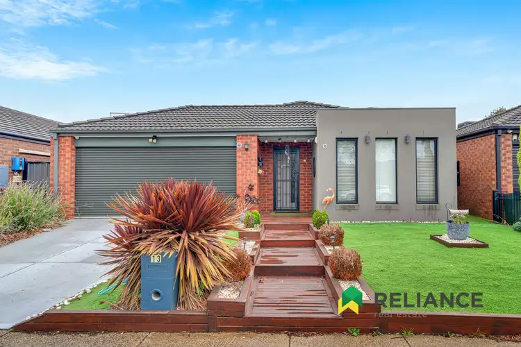 13 Inverell Parkway, Tarneit VIC 3029
