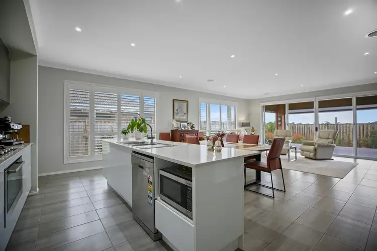 Fifth view of Homely house listing, 14 Ashdown Drive, Warragul VIC 3820