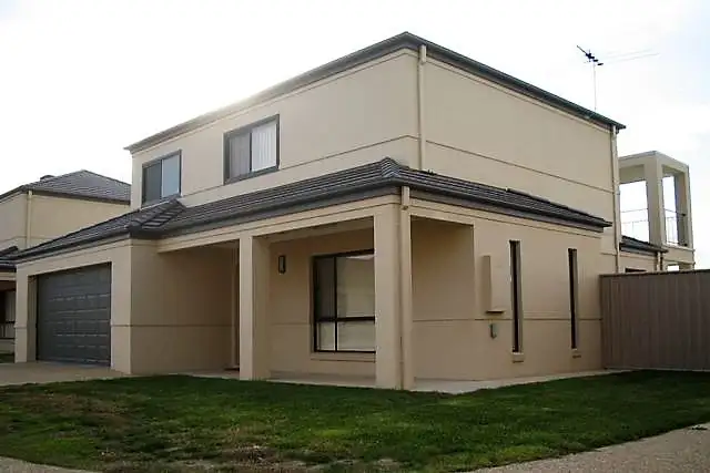 Main view of Homely townhouse listing, 6/1 University Drive, Wodonga VIC 3690