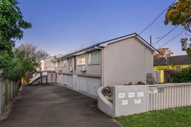 28 McLay Street, Coorparoo QLD 4151