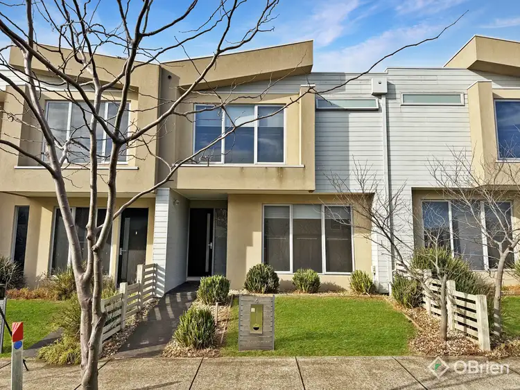4 Nanea Path, Cranbourne VIC 3977
