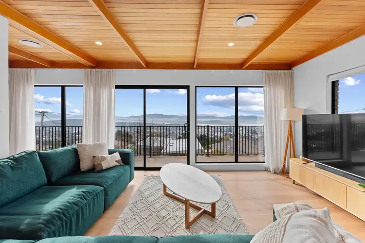 4 Kirval Court, West Hobart TAS 7000