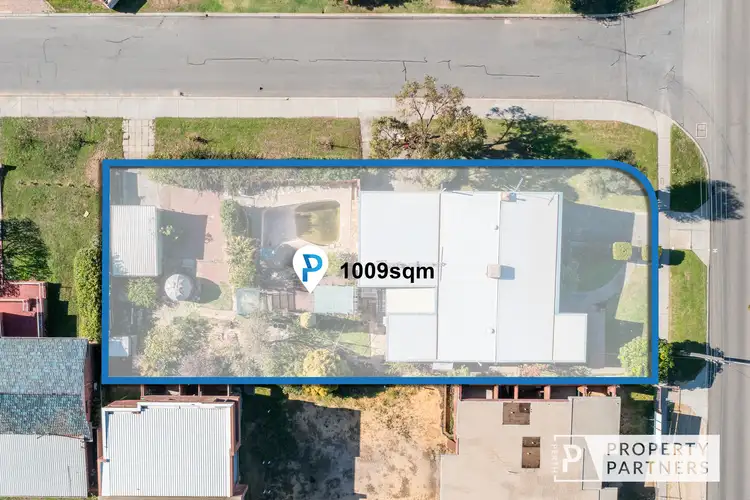 220 Ewen Street, Woodlands WA 6018