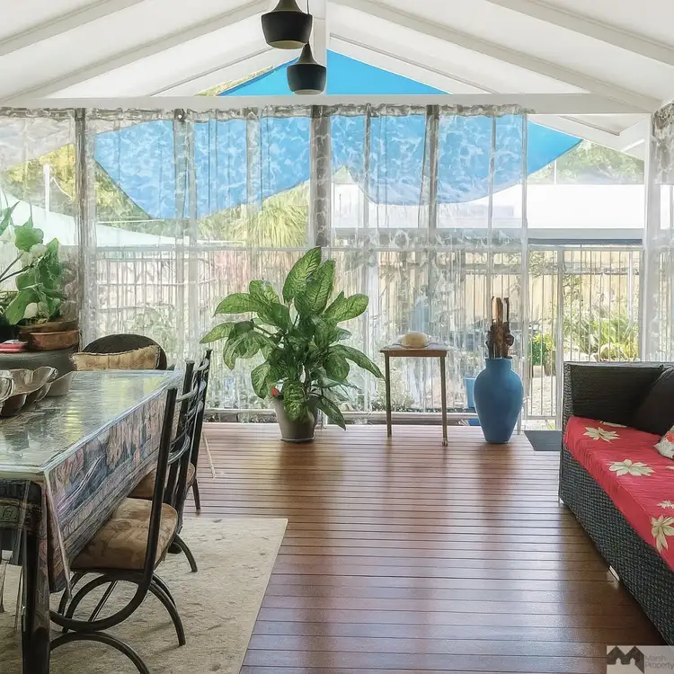 7 Tully Street
