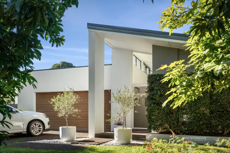 11 Smoke Bush Drive, Noosa Heads QLD 4567