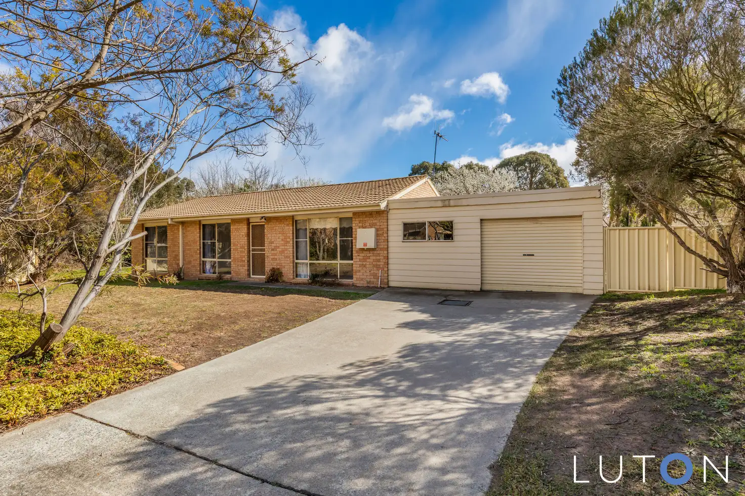 Main view of Homely townhouse listing, 1/26 Fink Crescent, Calwell ACT 2905