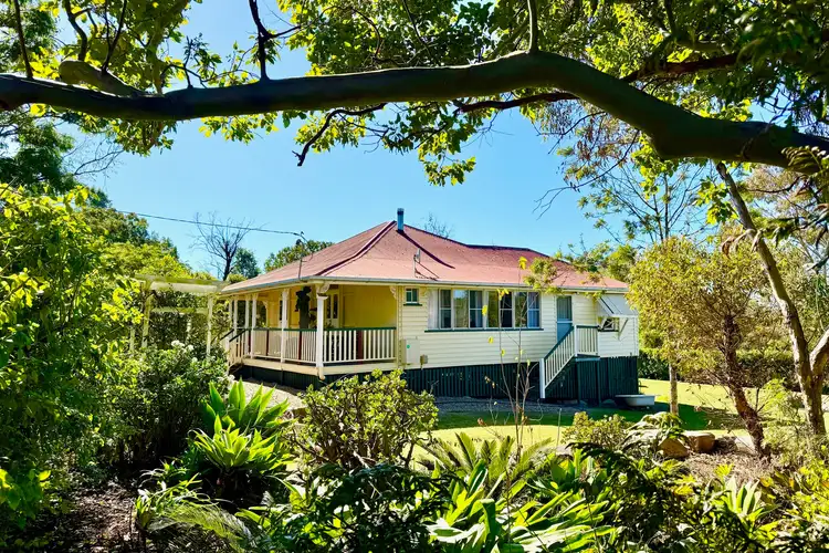 2 Kate Court, Withcott QLD 4352