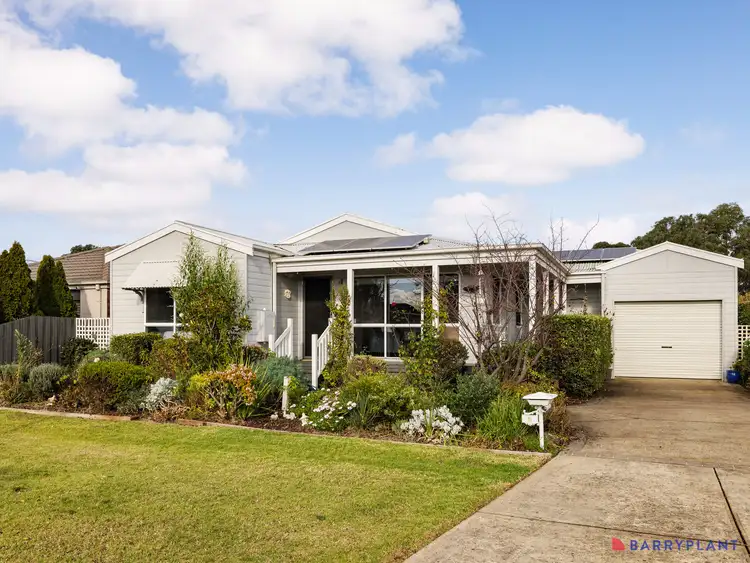 6 Katherine Circuit, Cowes VIC 3922