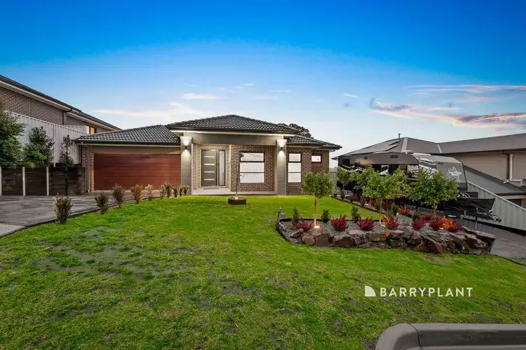 11 Palm Court, Pakenham VIC 3810