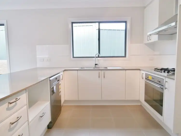 Fourth view of Homely unit listing, 10/57 Rosemont Avenue, Bathurst NSW 2795