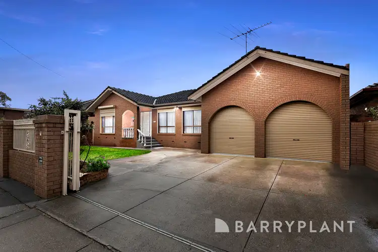 12 Cordelia Grove, St Albans VIC 3021