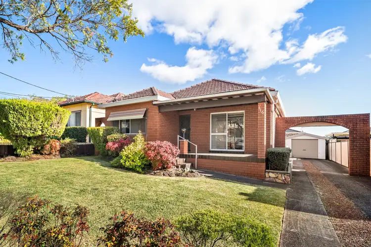 116 Hillcrest Avenue, Greenacre NSW 2190