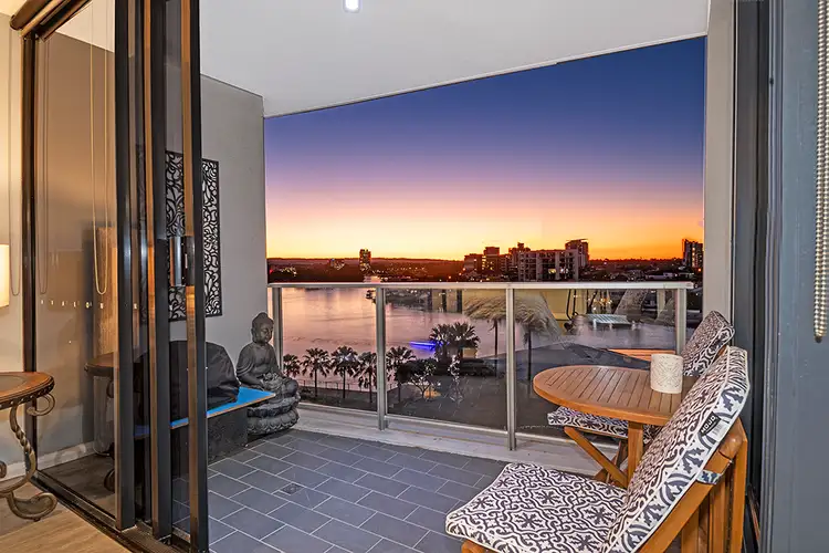 602/4 Wahroonga Place, Surfers Paradise QLD 4217