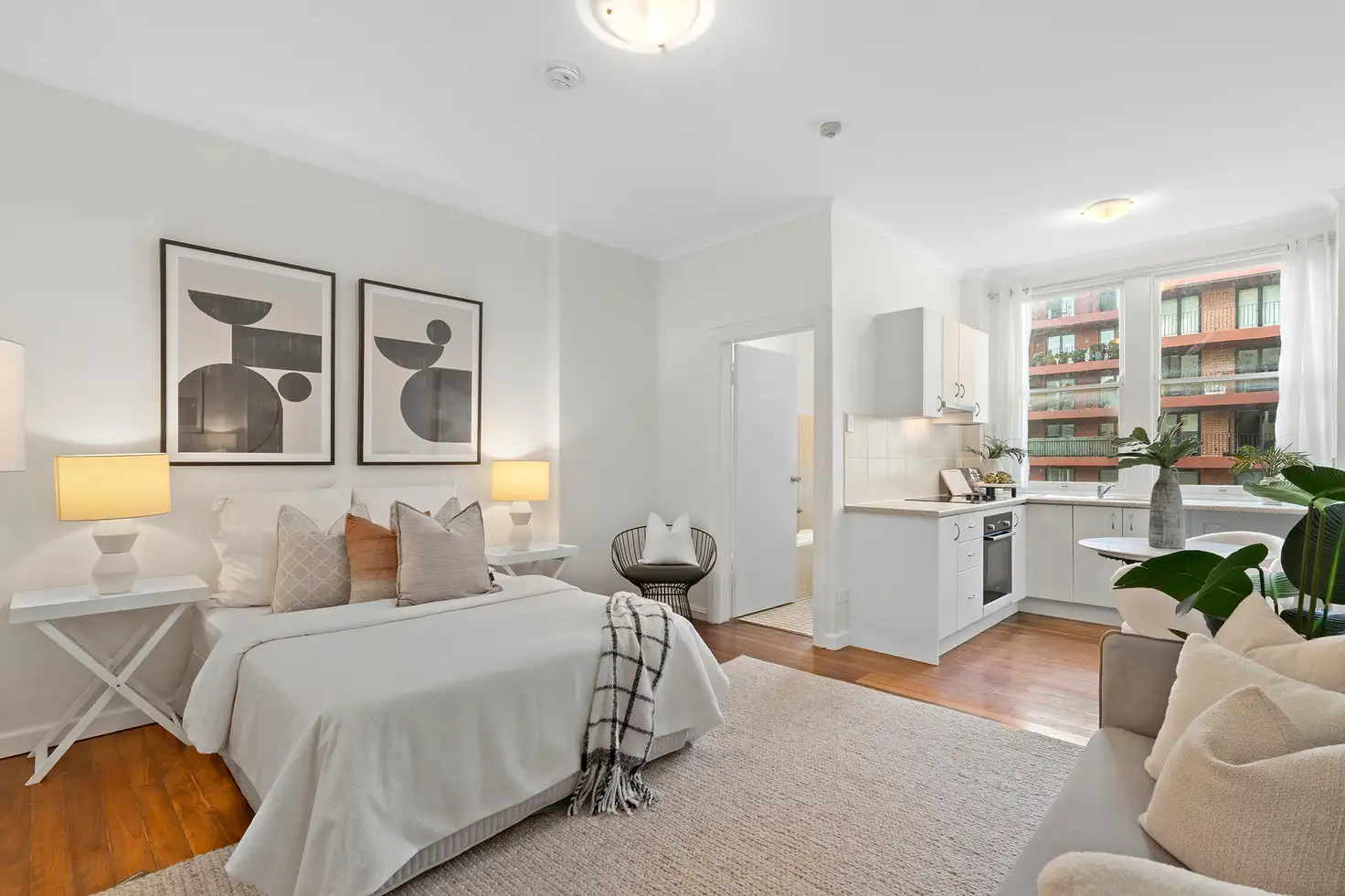 Main view of Homely studio listing, 211/3-5 Greenknowe Avenue, Elizabeth Bay NSW 2011
