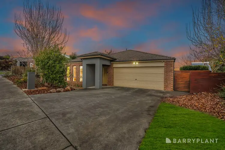 28 Davey Drive, Drouin VIC 3818