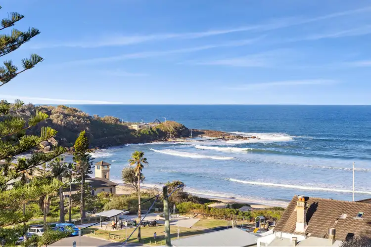 61 Undercliff Road, Freshwater NSW 2096